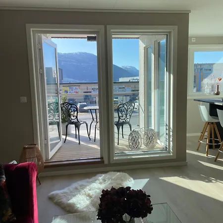 Appartamento Toppleiligheit - Eidsgata 49 Nordfjordeid
