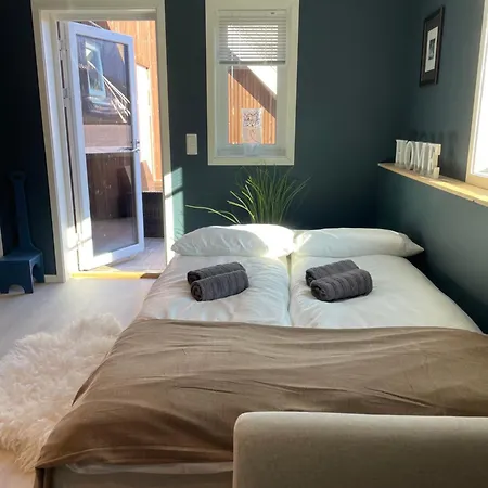 Toppleiligheit - Eidsgata 49 *